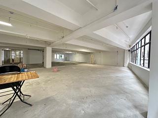 Sheung Wan - Hing Lung Commercial Building 13