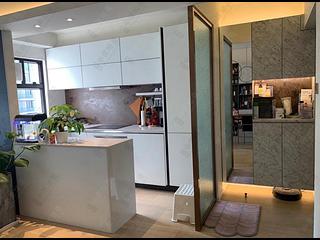 Mid Levels Central - The Grand Panorama 08