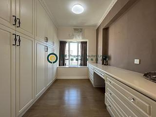 Mid Levels West - Lyttelton Garden 07