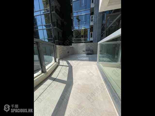 Wong Chuk Hang - The Southside Phase 1 Southland Tower 1B 01