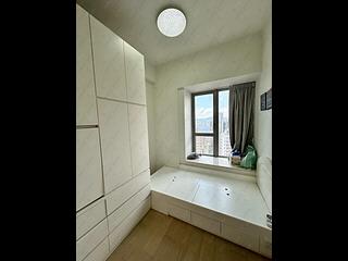 Sai Ying Pun - The Summa 07