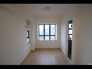 Mid Levels Central - Robinson Heights Block 3 06