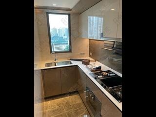 Wong Chuk Hang - The Southside Phase 2 La Marina Tower 2A 02