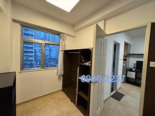 Wan Chai - Yen Men Building 02