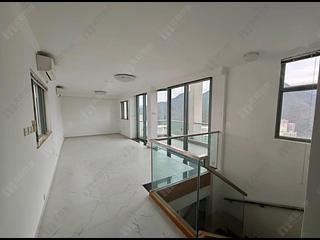 Tung Chung - Tung Chung Crescent Phase 2 Block 8 02