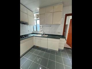Tung Chung - Tung Chung Crescent Phase 2 Block 8 05