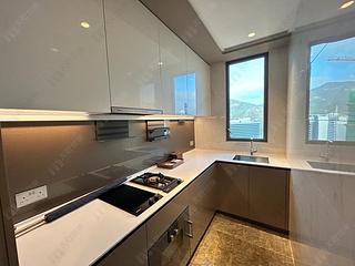 Wong Chuk Hang - The Southside Phase 2 La Marina Tower 1A 03