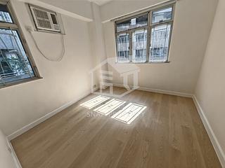 Mid Levels Central - Jing Tai Garden Mansion 09