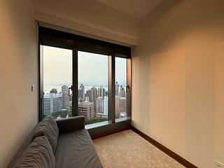 Mid Levels West - University Heights Tower 1 08
