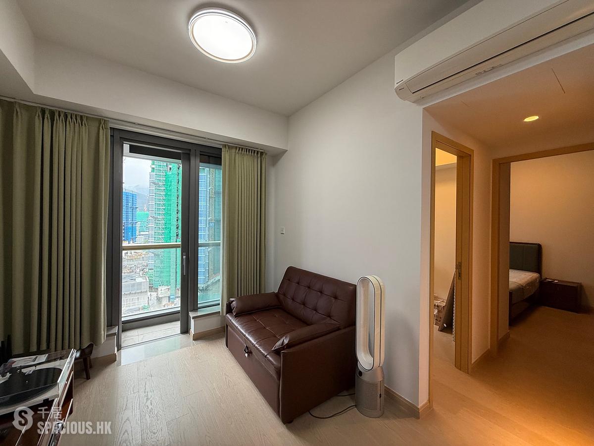 Wong Chuk Hang - The Southside Phase 2 La Marina Tower 2B 01