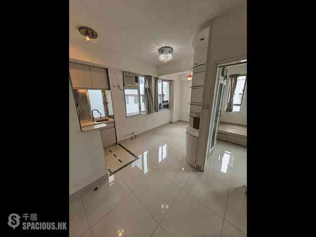 Kennedy Town - Nan Hai Mansion 01