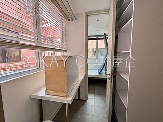 Pok Fu Lam - 18-24, Bisney Road 18