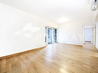 Soho - Centrestage 04