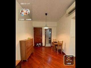 Wan Chai - The Avenue Phase 1 Block 5 02