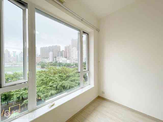 Happy Valley - Winner House 06