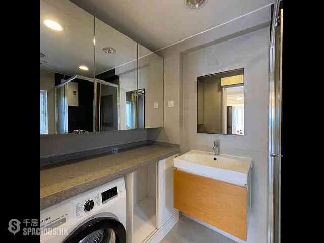 Happy Valley - Winner House 09