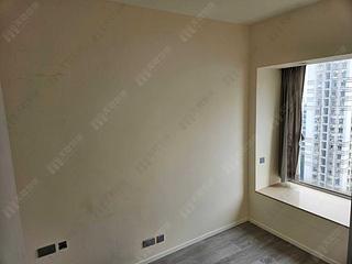 Sai Ying Pun - Island Crest 06