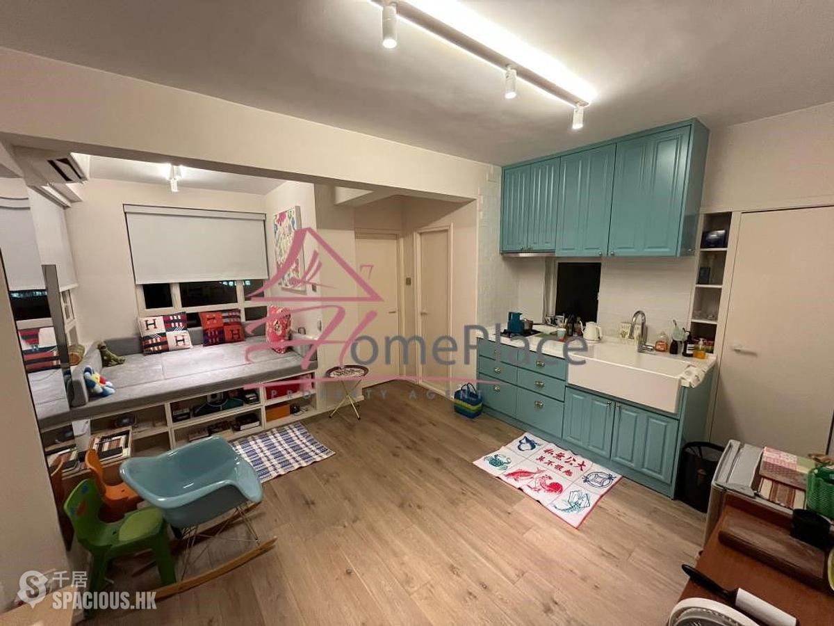 Mid Levels Central - Woodland Court 01