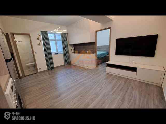 Mid Levels Central - Woodland Court 01