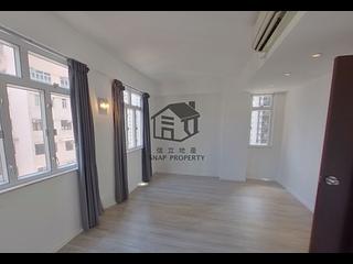 Mid Levels Central - On Fung Building 03