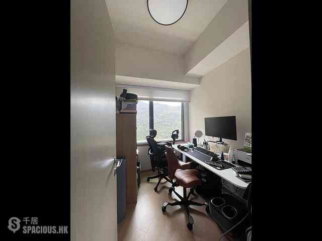 Wong Chuk Hang - The Southside 08