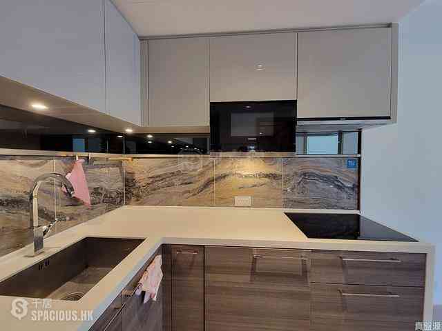 Tseung Kwan O - The Wings Ocean Wings Block 6A 02