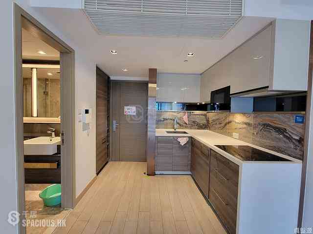 Tseung Kwan O - The Wings Ocean Wings Block 6A 03