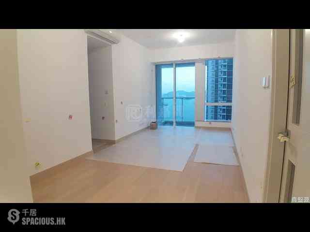 Tseung Kwan O - Monterey Block 6A 06
