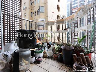 Mid Levels Central - Elegant Terrace 03