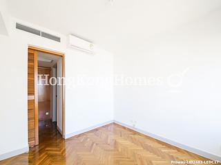 Ap Lei Chau - South Horizons Phase 4 The Oasis Berkeley Court (Block 33) 05