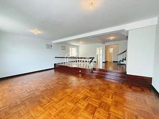 Stanley - Grosse Pointe Villa 03