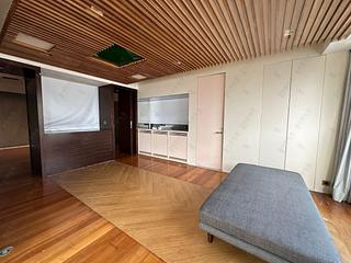 Pok Fu Lam - Villa Cecil 02