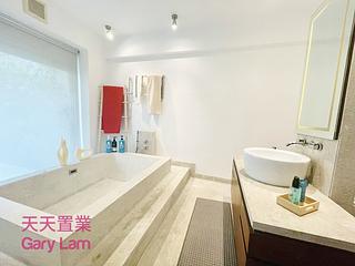 Clear Water Bay - Royal Castle 31