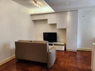 Mid Levels Central - Kings Court 03