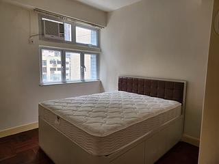 Mid Levels Central - Kings Court 12