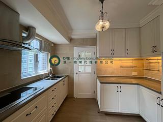 Mid Levels West - Lyttelton Garden 03