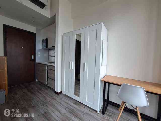 Sheung Wan - AVA128 01