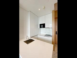 Wan Chai - The Gloucester 04