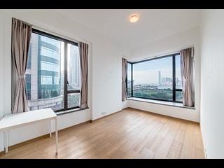 Wan Chai - The Gloucester 04
