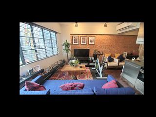 Central - 12, Gage Street 02