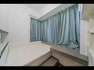 Wan Chai - The Gloucester 18