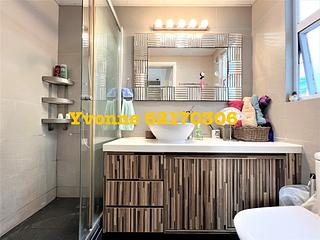 Sai Ying Pun - Comfort Court 08