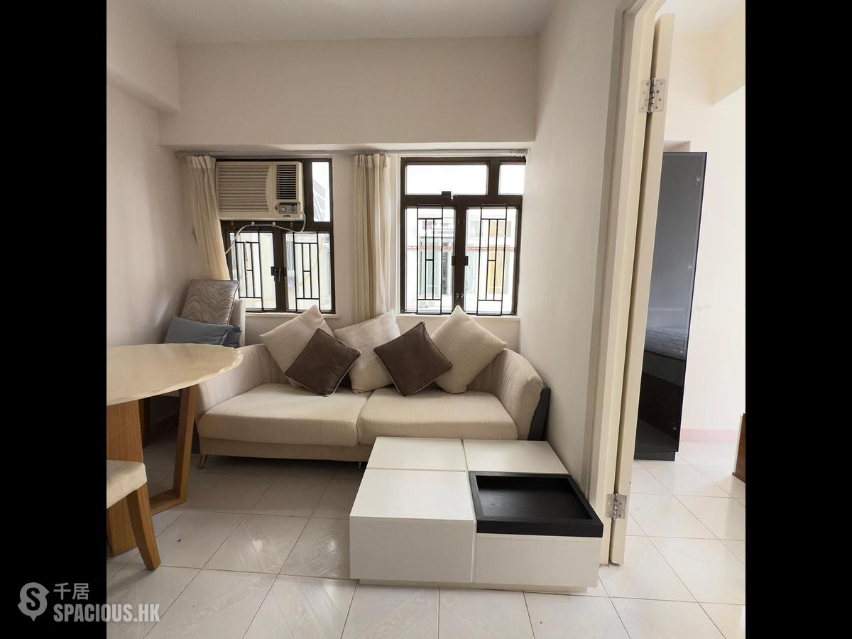 Kennedy Town - Luen Fat Apartments 01