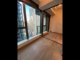Sai Ying Pun - Two・Artlane 04