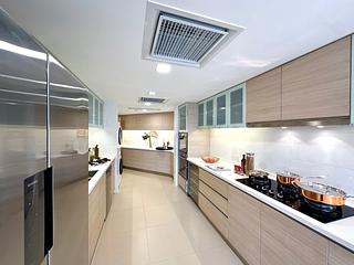 Shouson Hill - Henredon Court 06