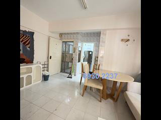 Kennedy Town - Luen Fat Apartments 03