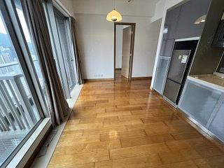 Sai Ying Pun - Island Crest Block 1 02