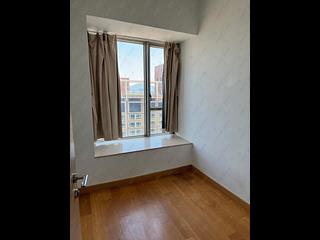 Sai Ying Pun - Island Crest Block 1 05