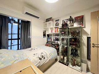 Mid Levels Central - Elegant Terrace 06