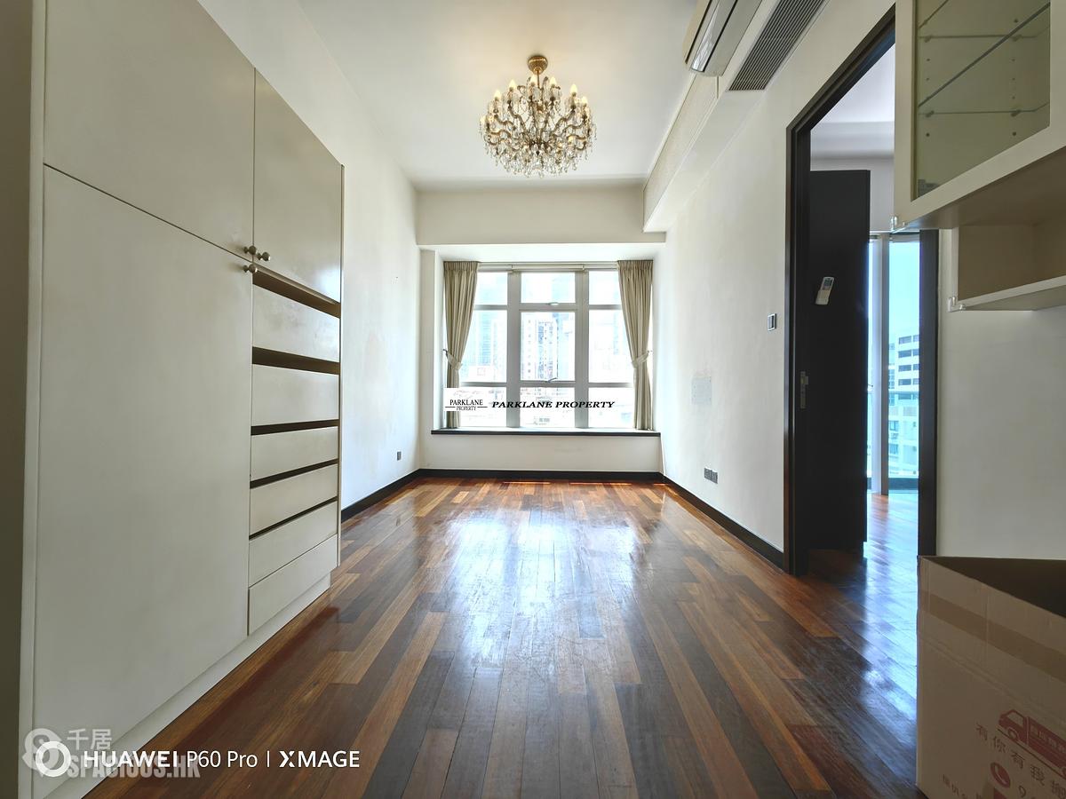 Wan Chai - J Residence 01
